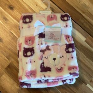 Baby blanket in white purple and pink